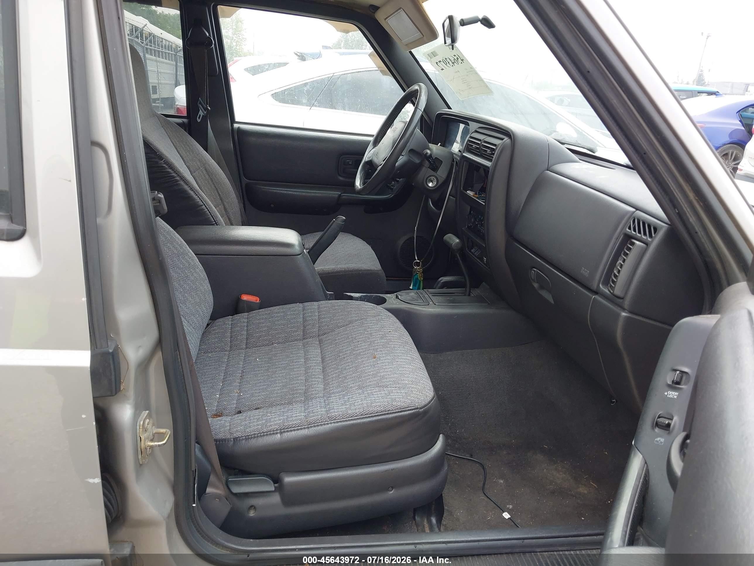 2000 Jeep Cherokee Sport Gray vin: 1J4FF48S7YL141285