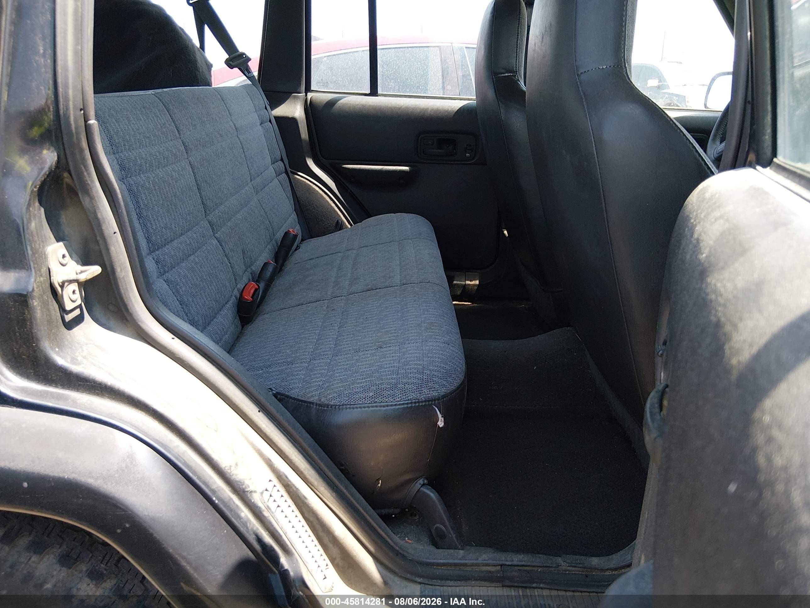 2000 Jeep Cherokee Sport Black vin: 1J4FF48S7YL222187