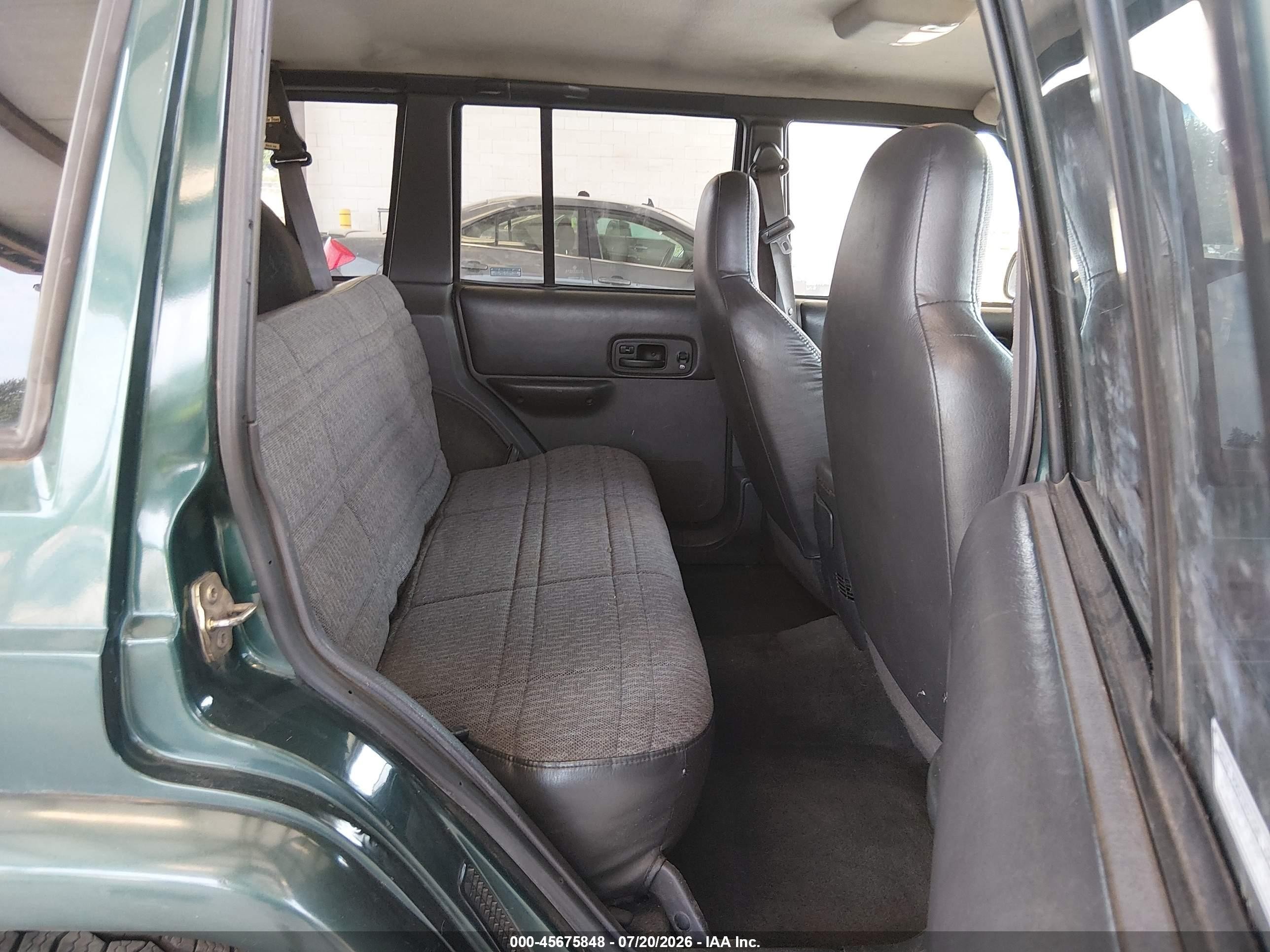 2000 Jeep Cherokee Sport Green vin: 1J4FF48S8YL162811