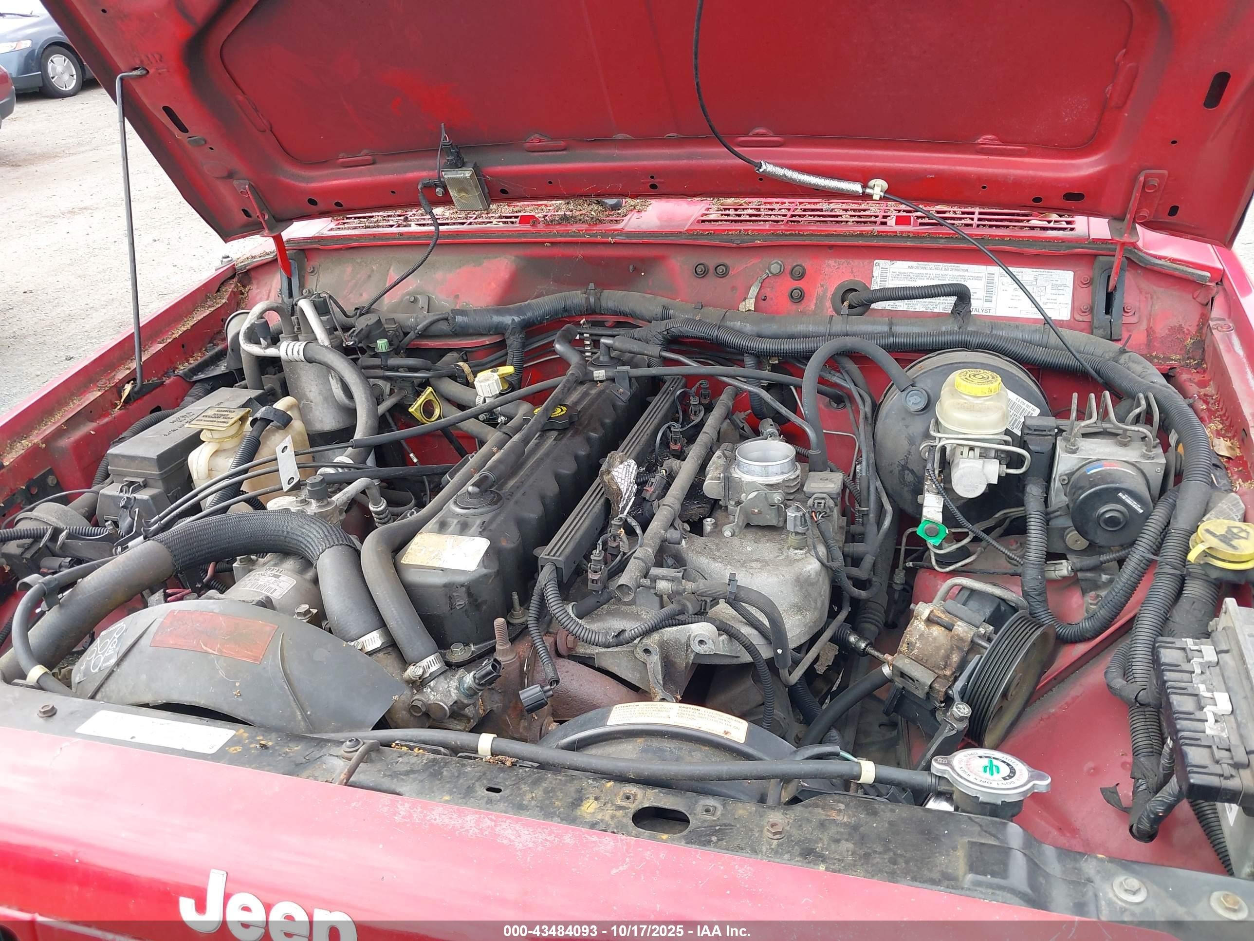 2001 Jeep Cherokee Sport Красный vin: 1J4FF48S91L572331