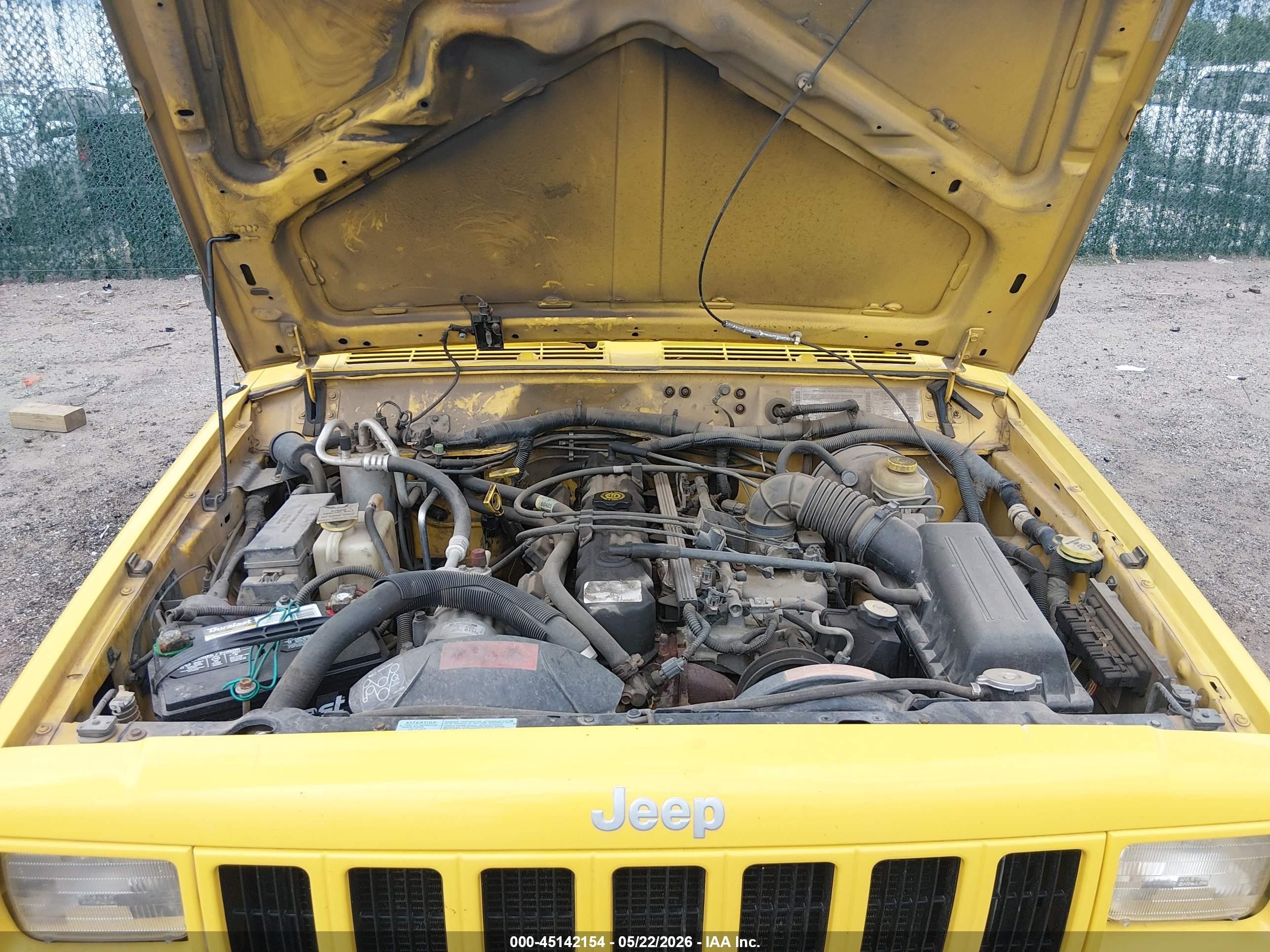 2001 Jeep Cherokee Sport Yellow vin: 1J4FF48S91L581840