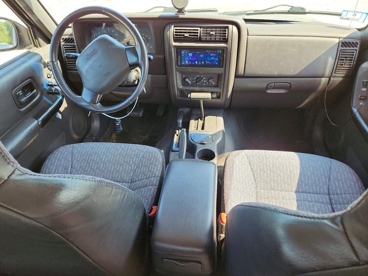 2001 Jeep Cherokee Sport Gray vin: 1J4FF48S91L615131
