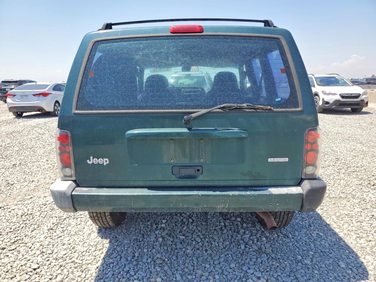 2000 Jeep Cherokee Sport Зеленый vin: 1J4FF48S9YL137707