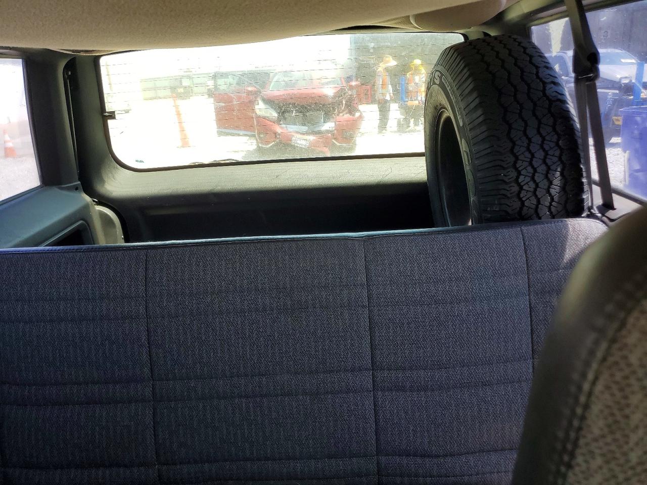 2000 Jeep Cherokee Sport Зеленый vin: 1J4FF48S9YL137707