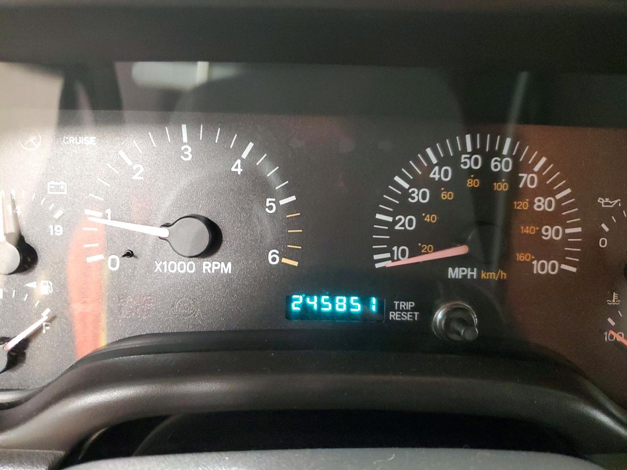 2000 Jeep Cherokee Sport Blue vin: 1J4FF48S9YL141370