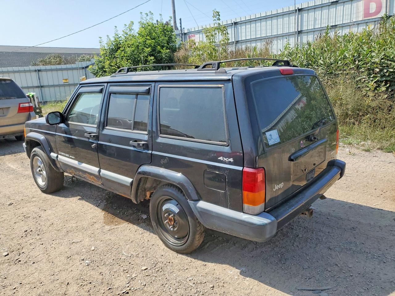 2000 Jeep Cherokee Sport Black vin: 1J4FF48S9YL263467
