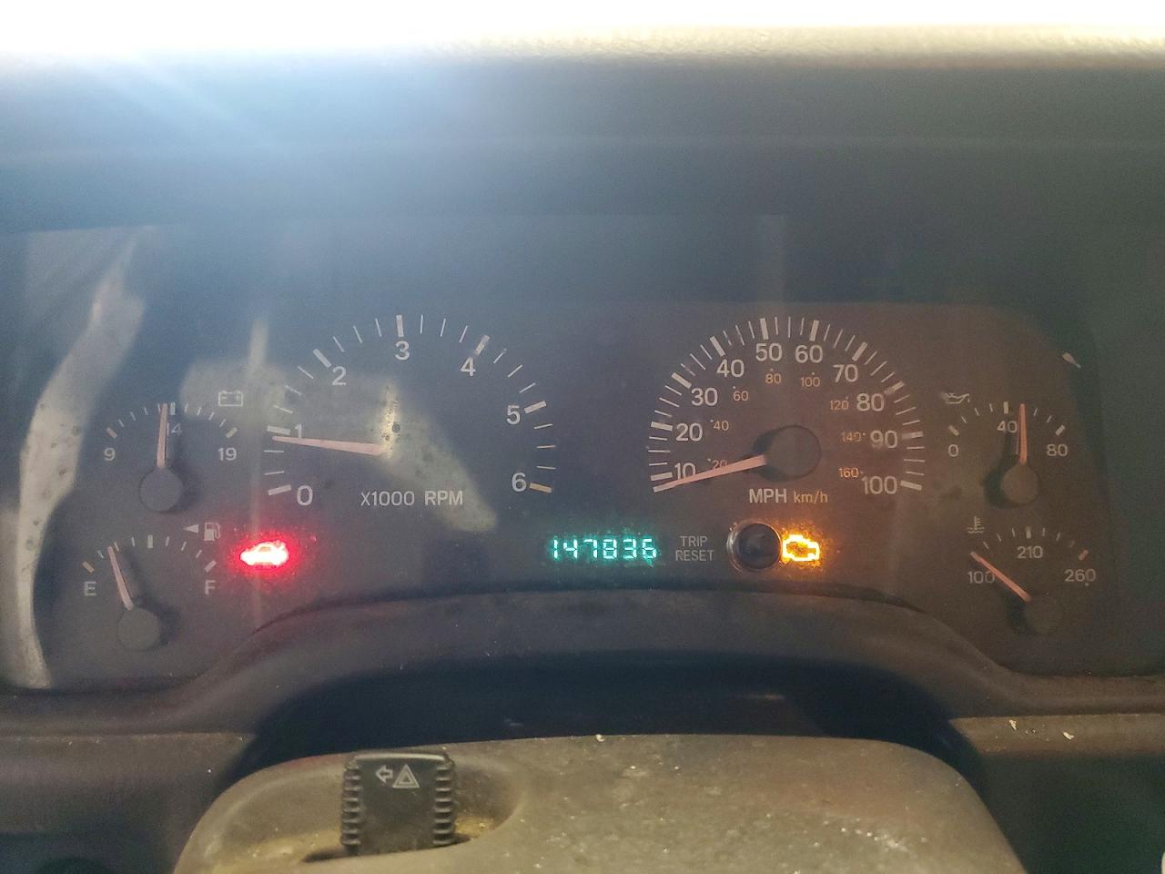 2001 Jeep Cherokee Sport White vin: 1J4FF48SX1L515622