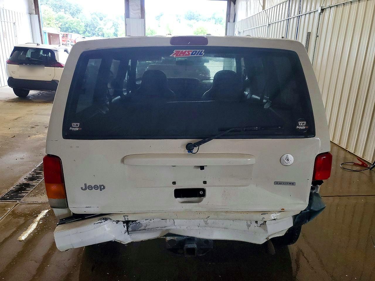 2001 Jeep Cherokee Sport White vin: 1J4FF48SX1L515622