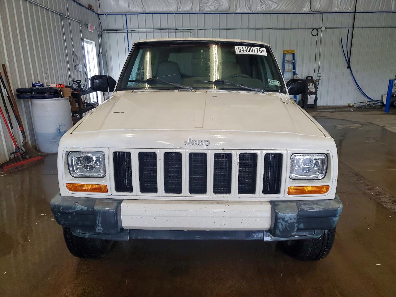 2001 Jeep Cherokee Sport White vin: 1J4FF48SX1L515622