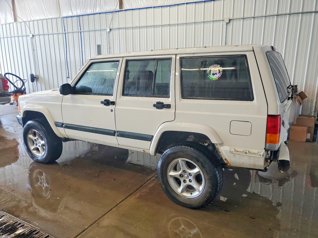 2001 Jeep Cherokee Sport White vin: 1J4FF48SX1L515622