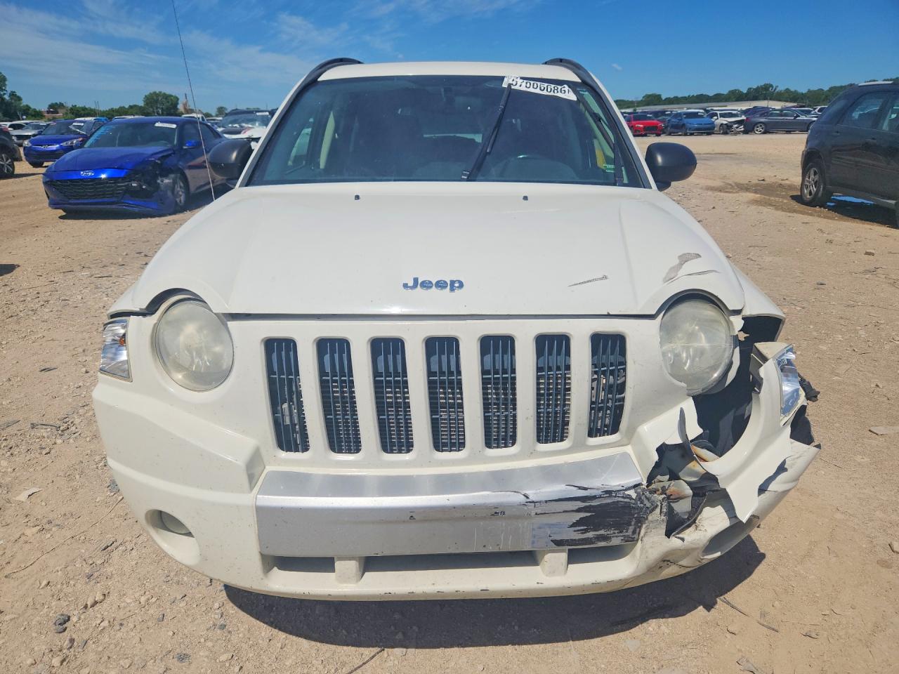2009 Jeep Compass Limited White vin: 1J4FF57B39D121571