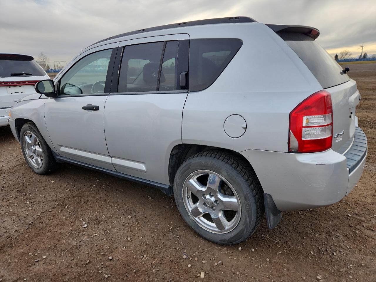 2009 Jeep Compass Limited Silver vin: 1J4FF57B89D230995