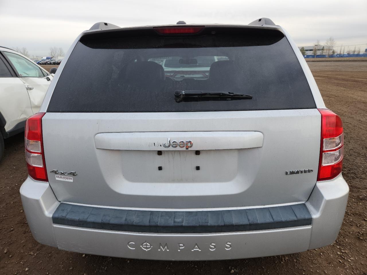 2009 Jeep Compass Limited Silver vin: 1J4FF57B89D230995