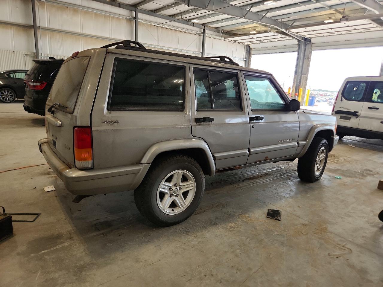 2001 Jeep Cherokee Classic Gray vin: 1J4FF58S11L540544