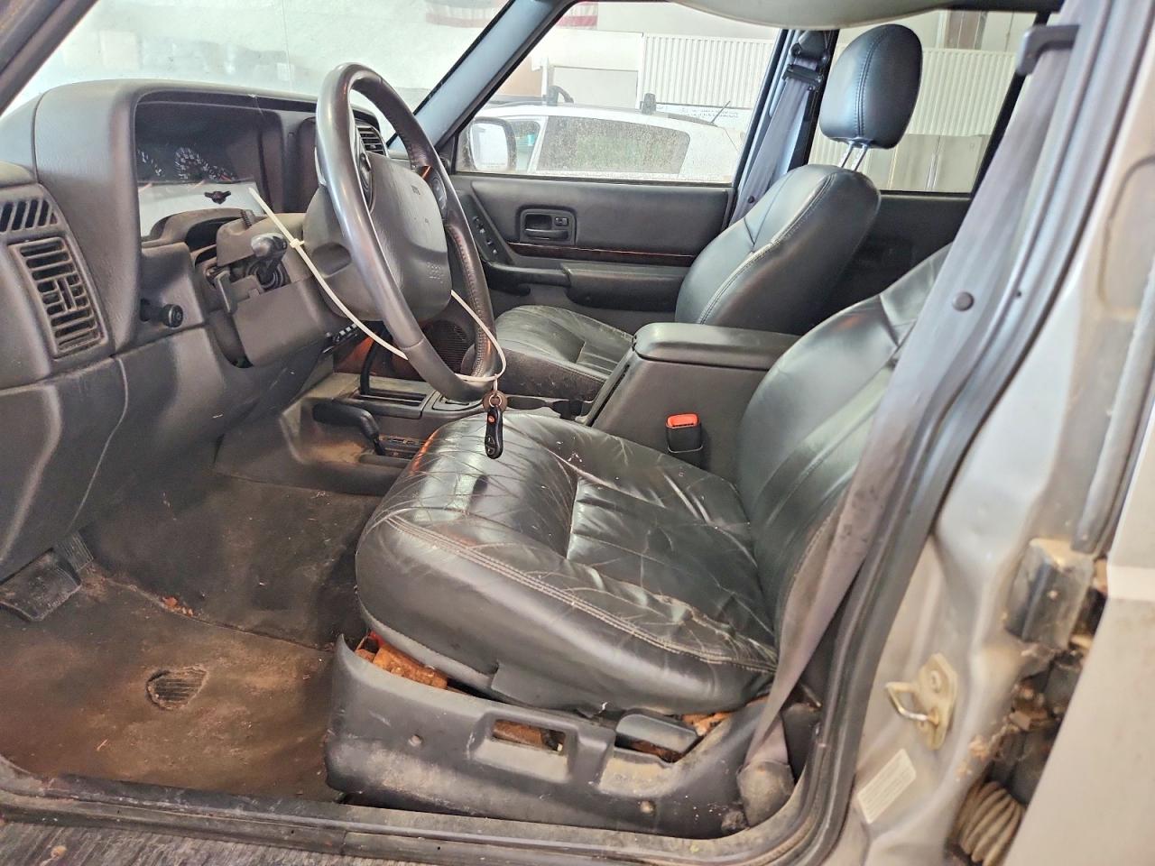 2001 Jeep Cherokee Classic Gray vin: 1J4FF58S11L540544