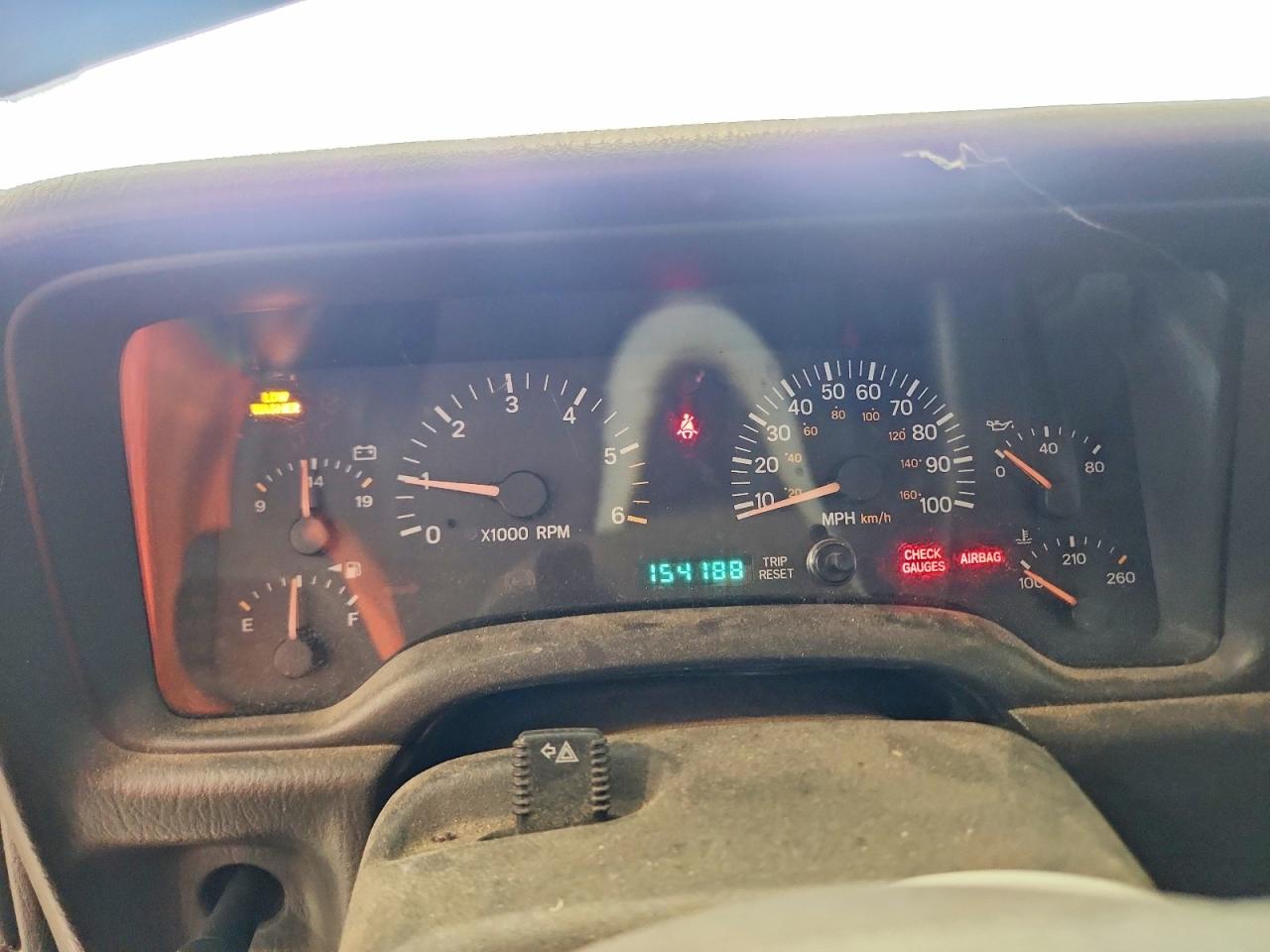 2001 Jeep Cherokee Classic Gray vin: 1J4FF58S11L540544
