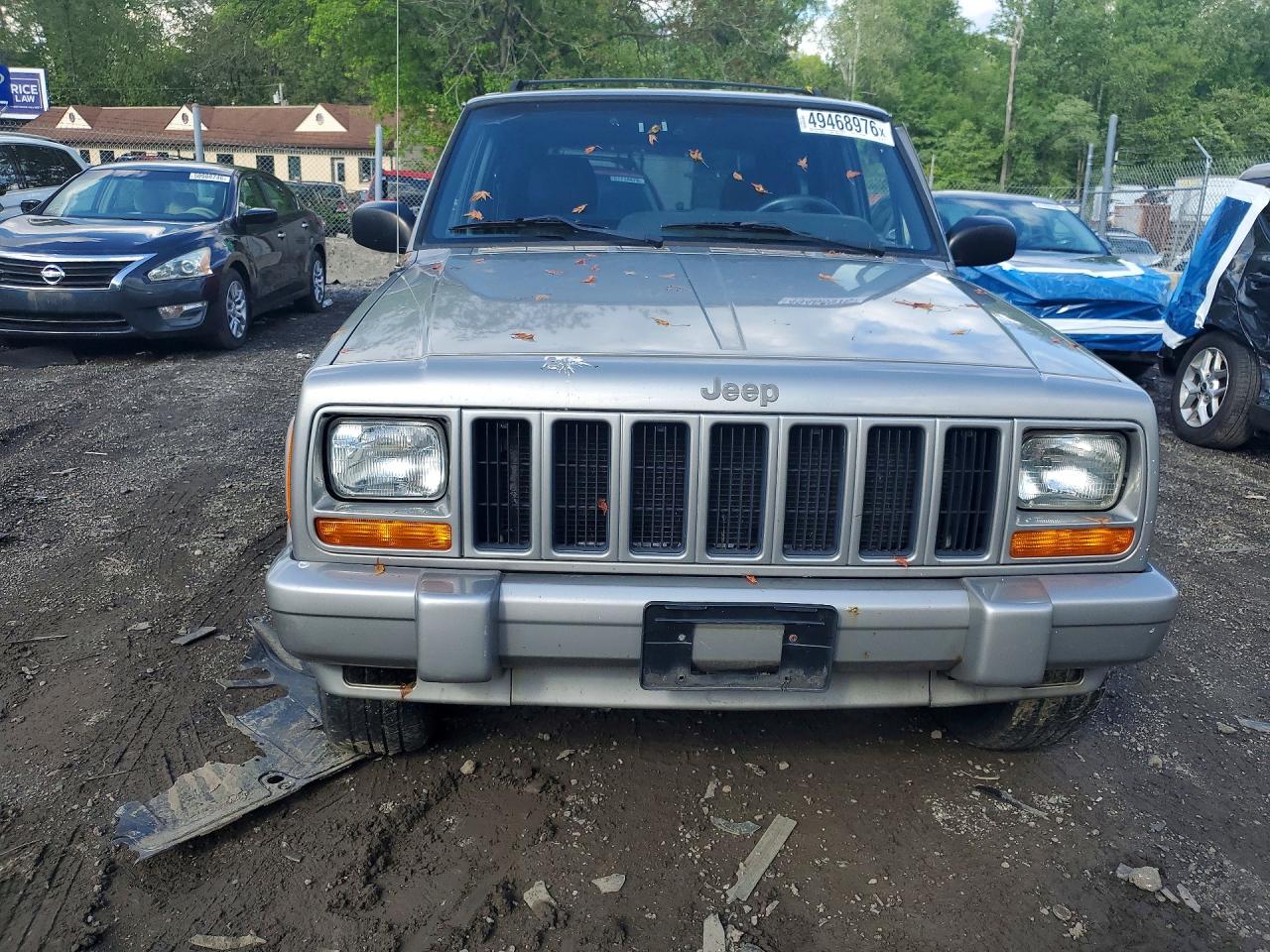 2001 Jeep Cherokee Classic Silver vin: 1J4FF58S21L608074