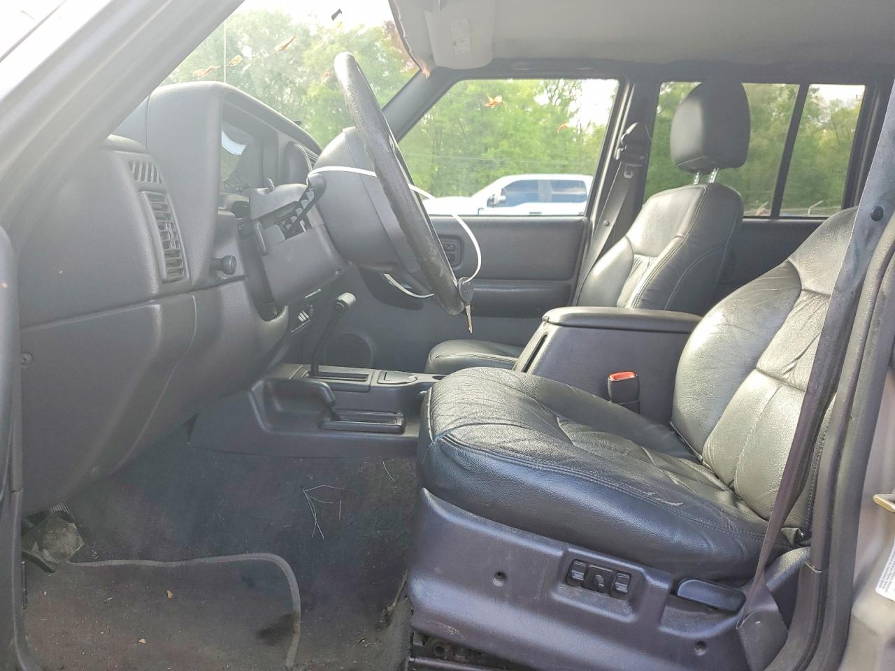 2001 Jeep Cherokee Classic Silver vin: 1J4FF58S21L608074