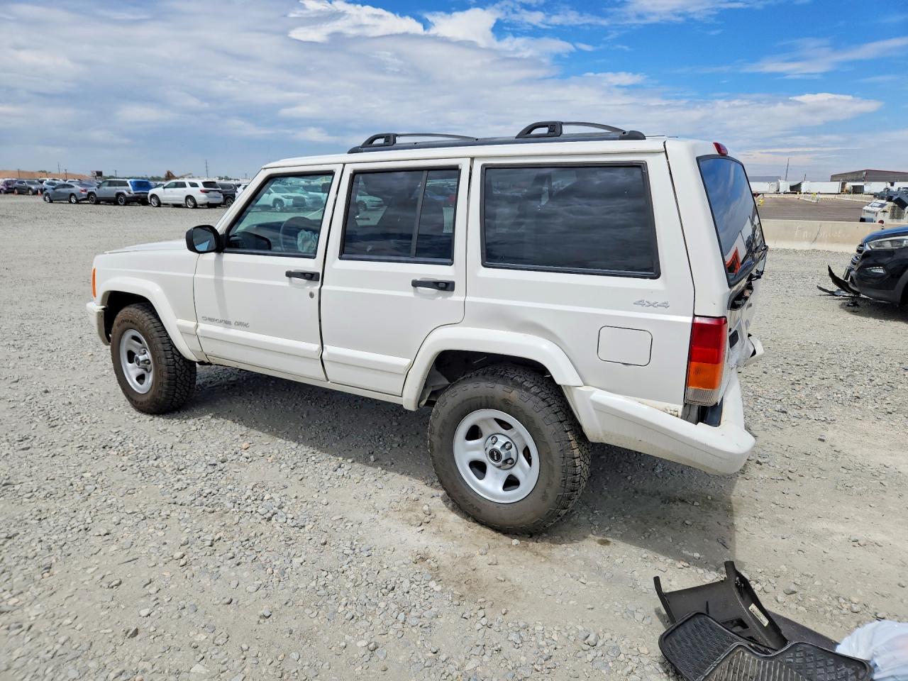 2000 Jeep Cherokeecl White vin: 1J4FF58S5YL151237
