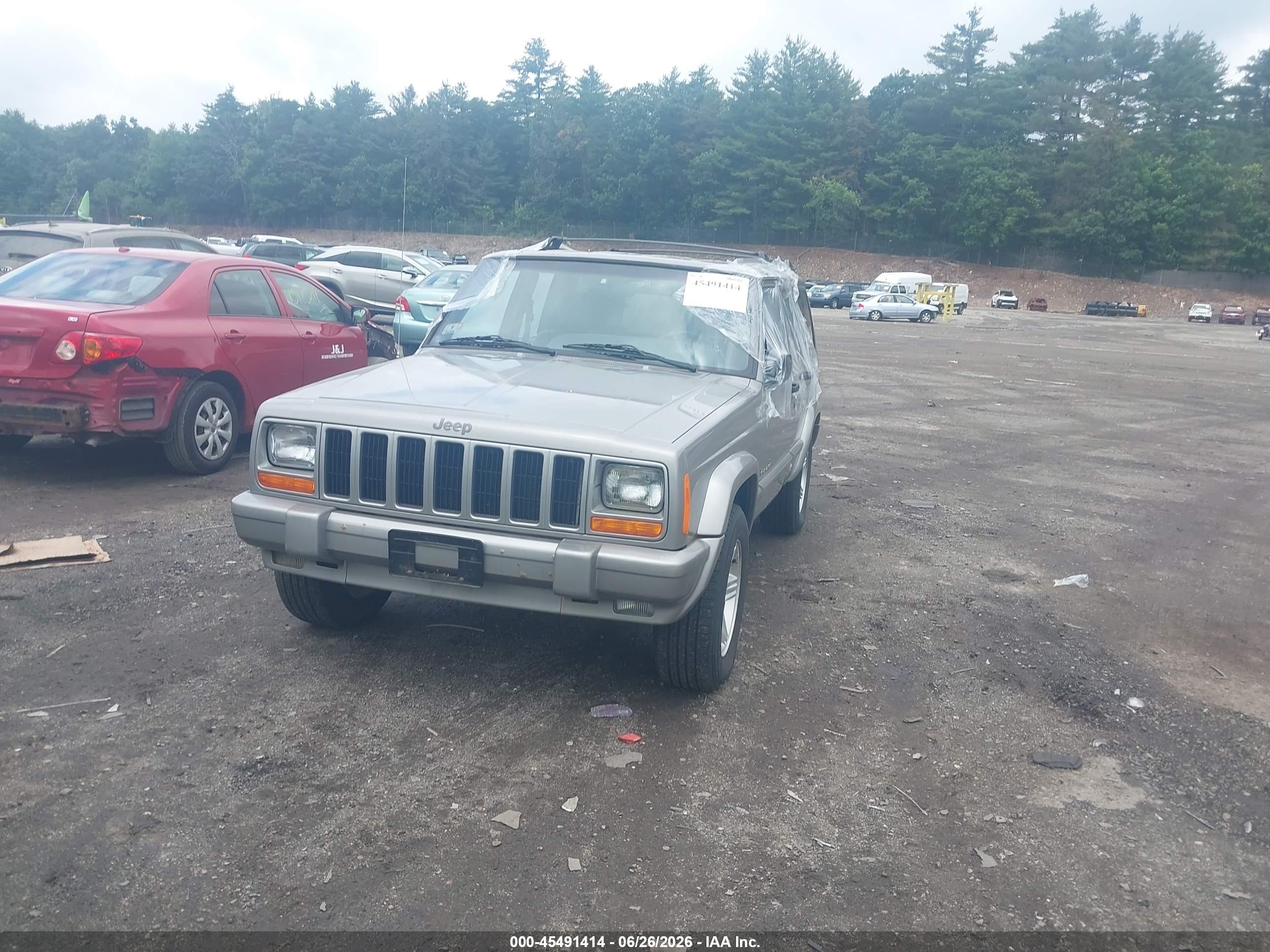 2001 Jeep Cherokee Limited/sport Silver vin: 1J4FF58S71L613531