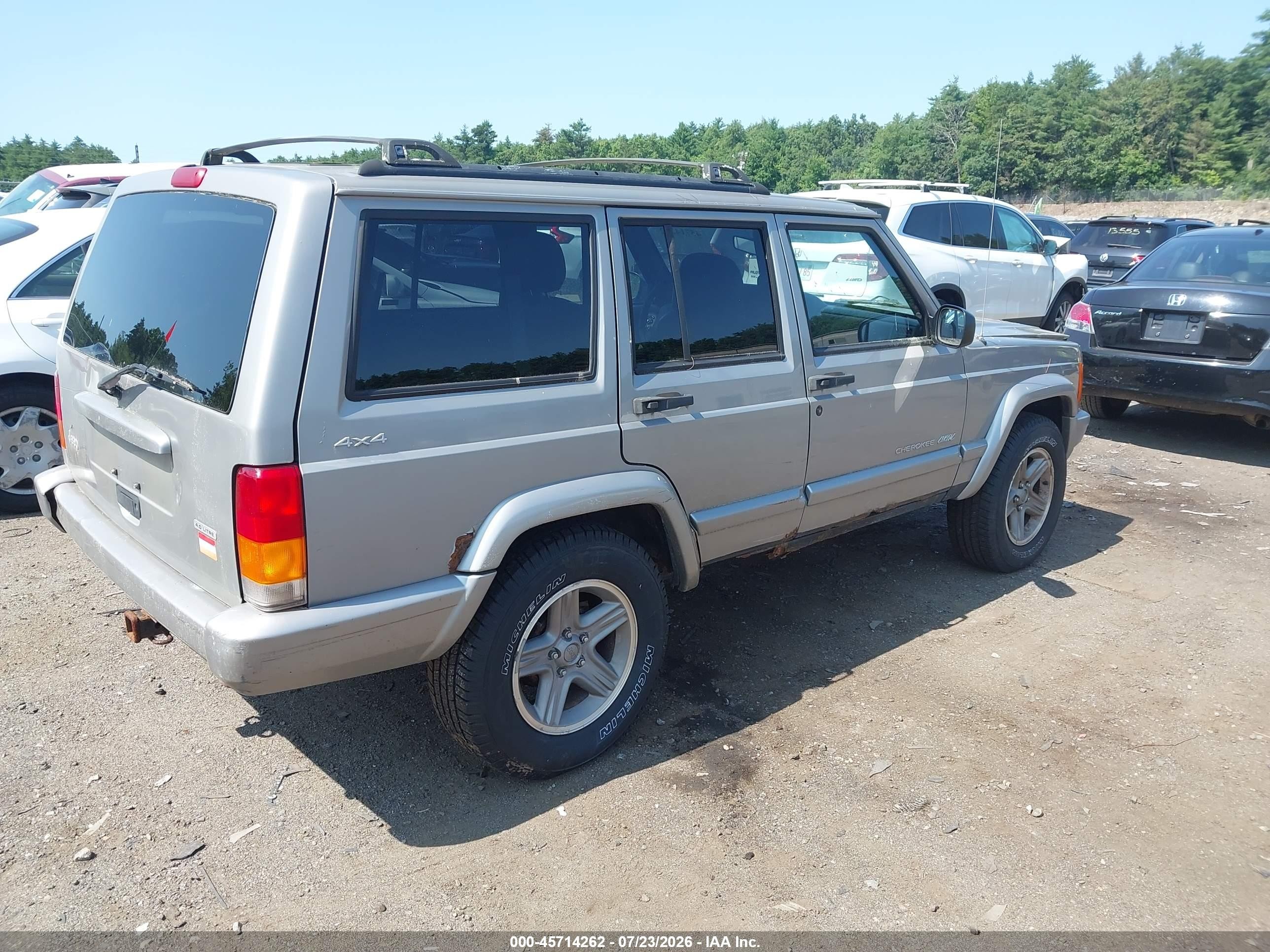 2000 Jeep Cherokee Classic Gray vin: 1J4FF58S7YL233535