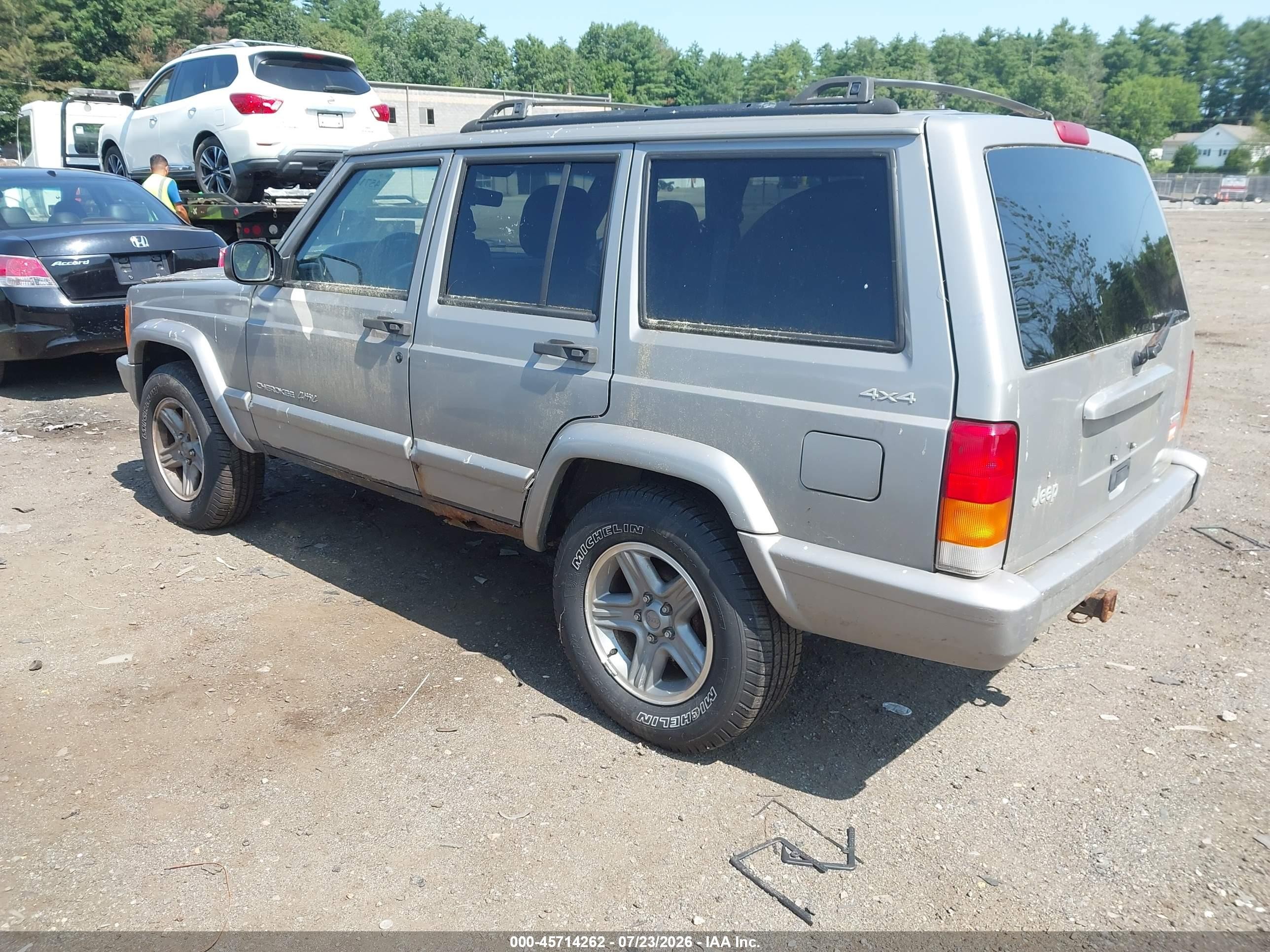 2000 Jeep Cherokee Classic Gray vin: 1J4FF58S7YL233535