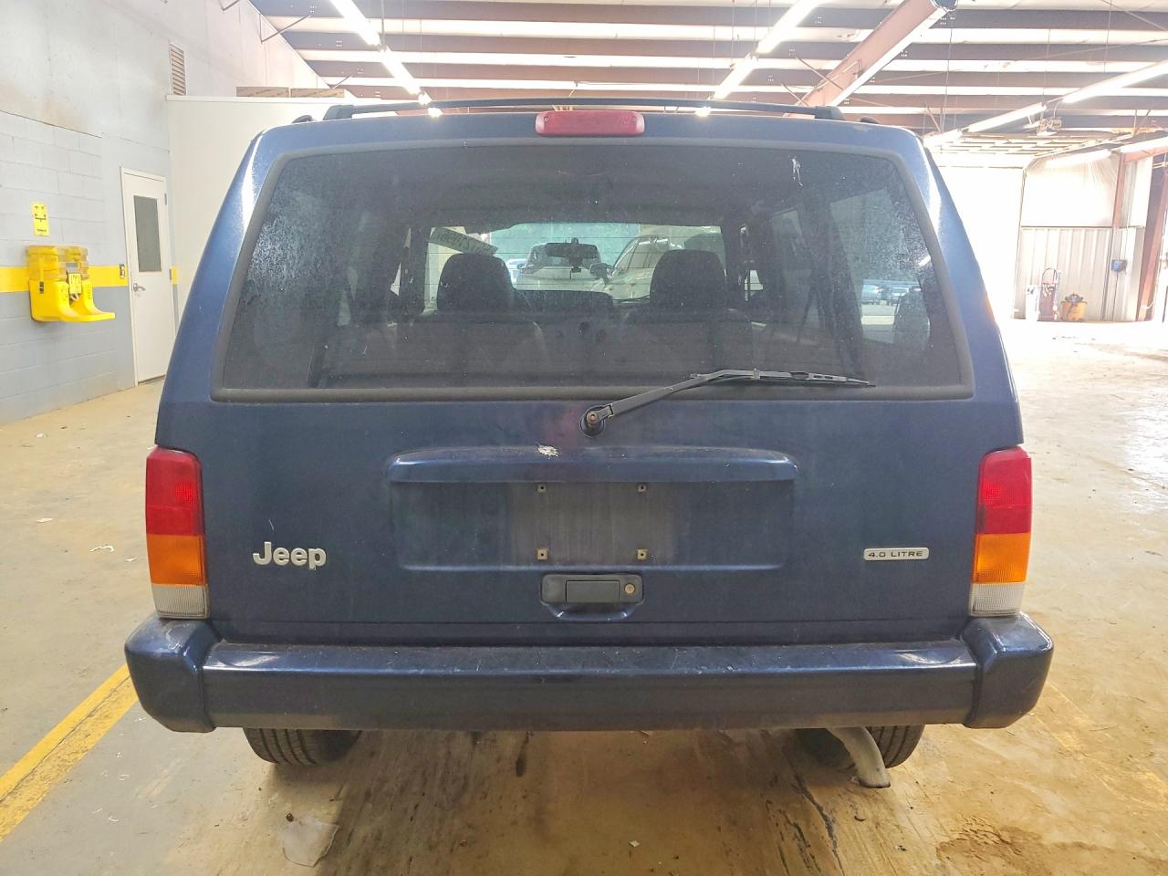 2000 Jeep Cherokee Classic Синий vin: 1J4FF58S9YL229292