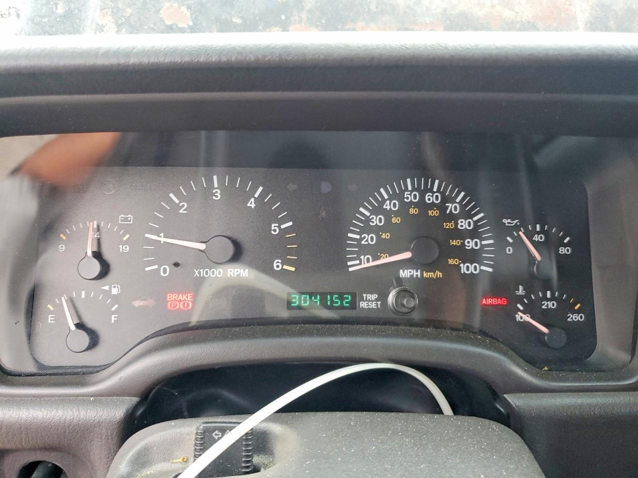 2001 Jeep Cherokee Classic Black vin: 1J4FF58SX1L514346