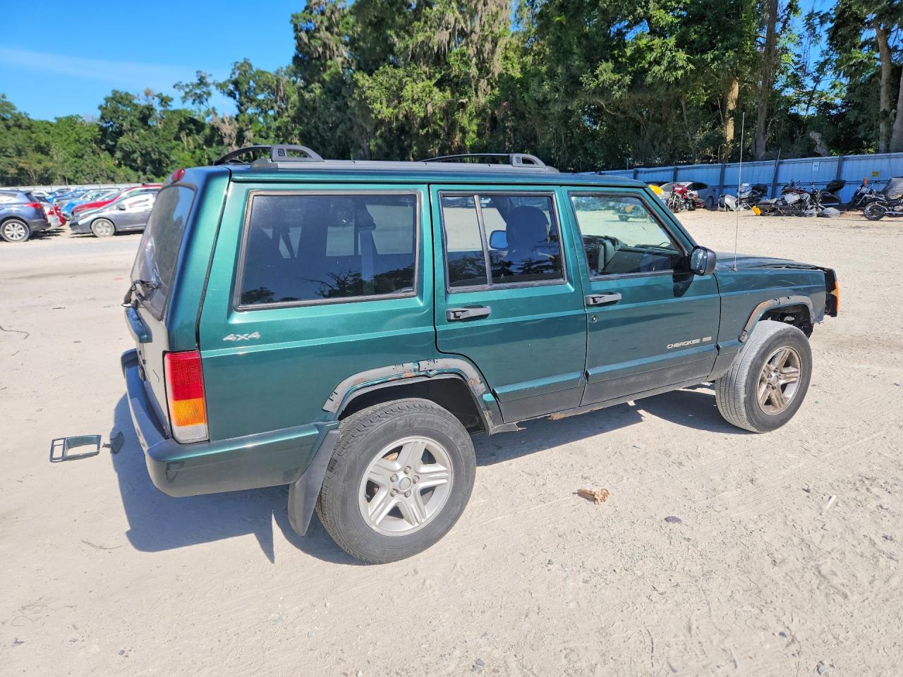 2001 Jeep Cherokee Classic Green vin: 1J4FF58SX1L621476