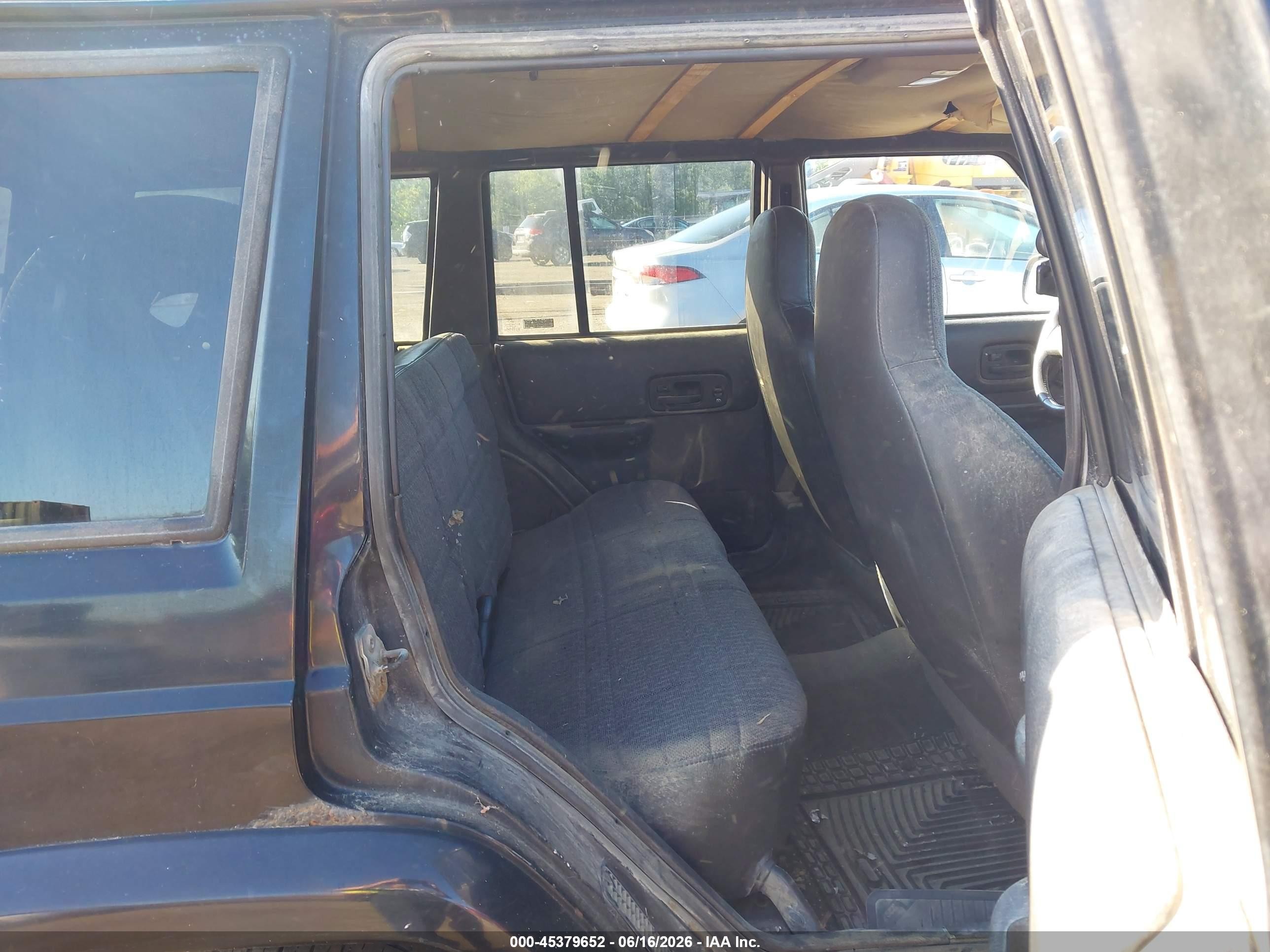 1999 Jeep Cherokee Classic/sport Черный vin: 1J4FF68S0XL586459