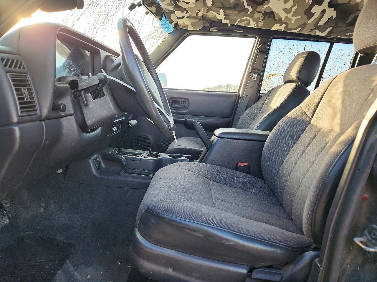 1999 Jeep Cherokee Sport Gray vin: 1J4FF68S0XL615572