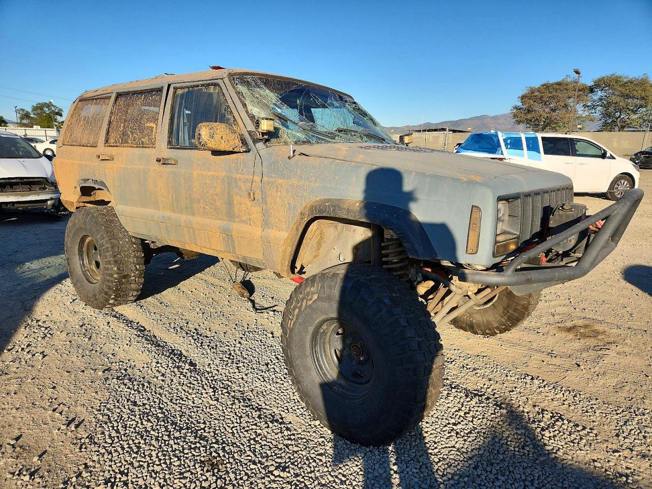 1999 Jeep Cherokee Sport Gray vin: 1J4FF68S0XL615572