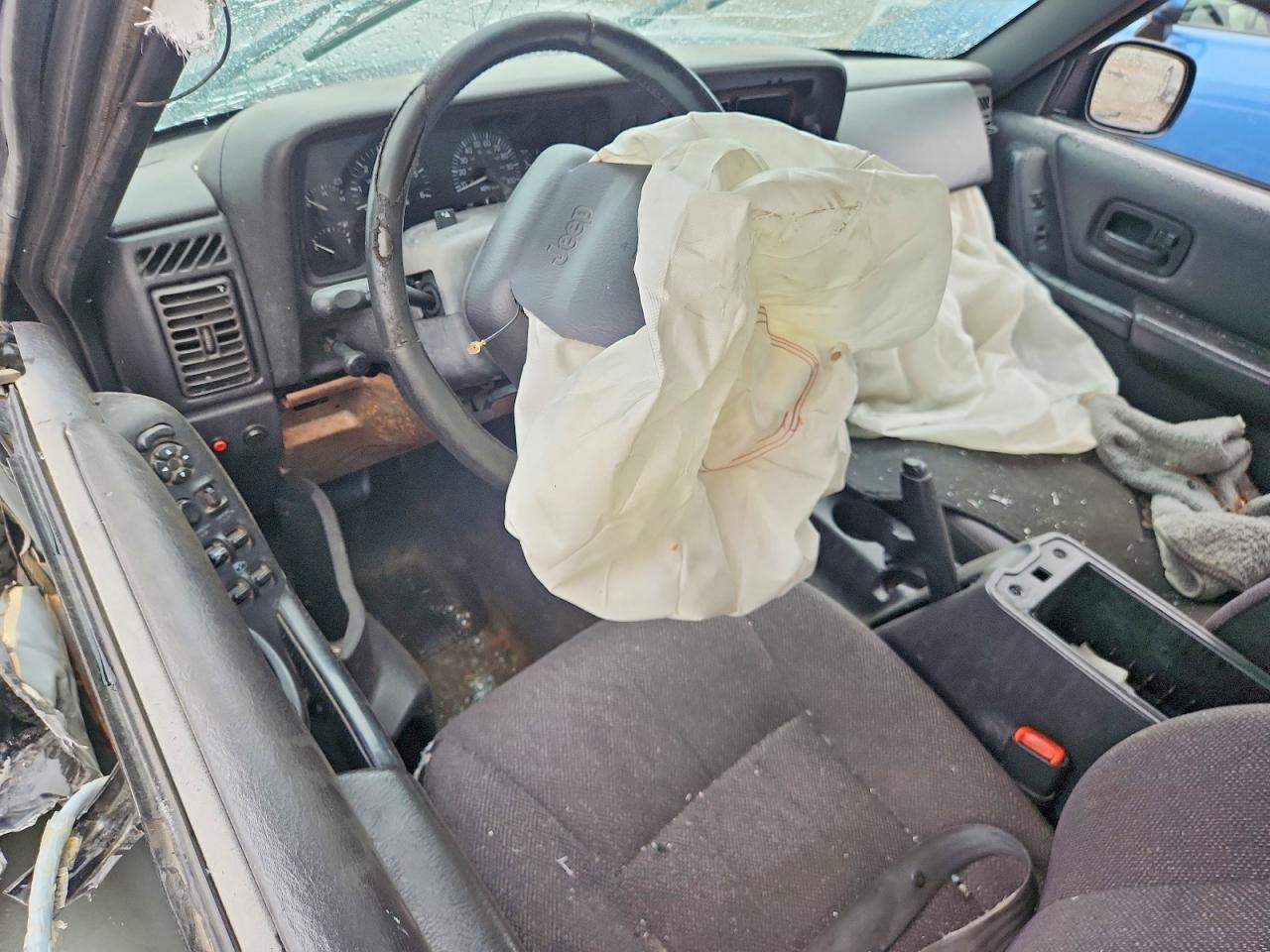 1999 Jeep Cherokee Sport Черный vin: 1J4FF68S1XL534175