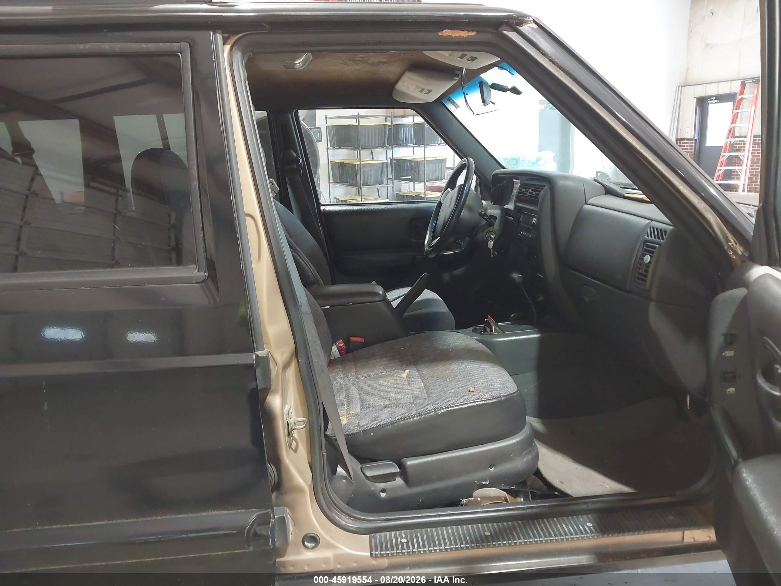 1999 Jeep Cherokee Classic/sport Черный vin: 1J4FF68S3XL651496