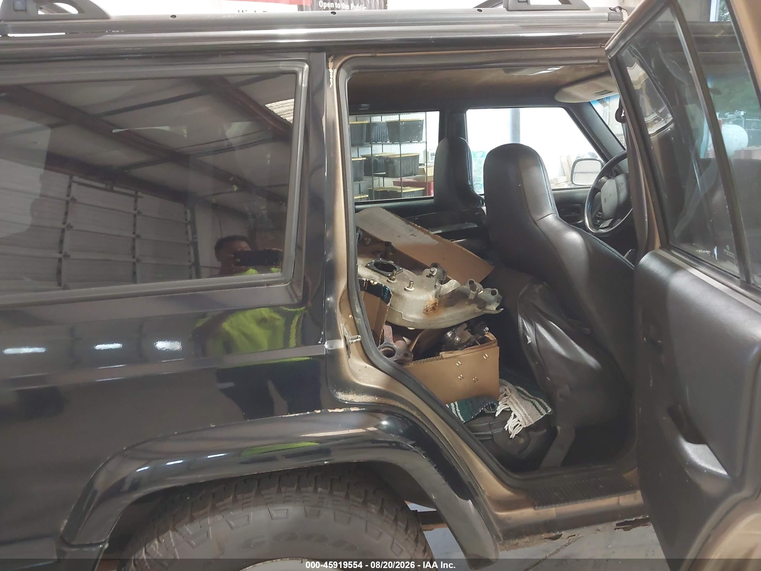 1999 Jeep Cherokee Classic/sport Черный vin: 1J4FF68S3XL651496