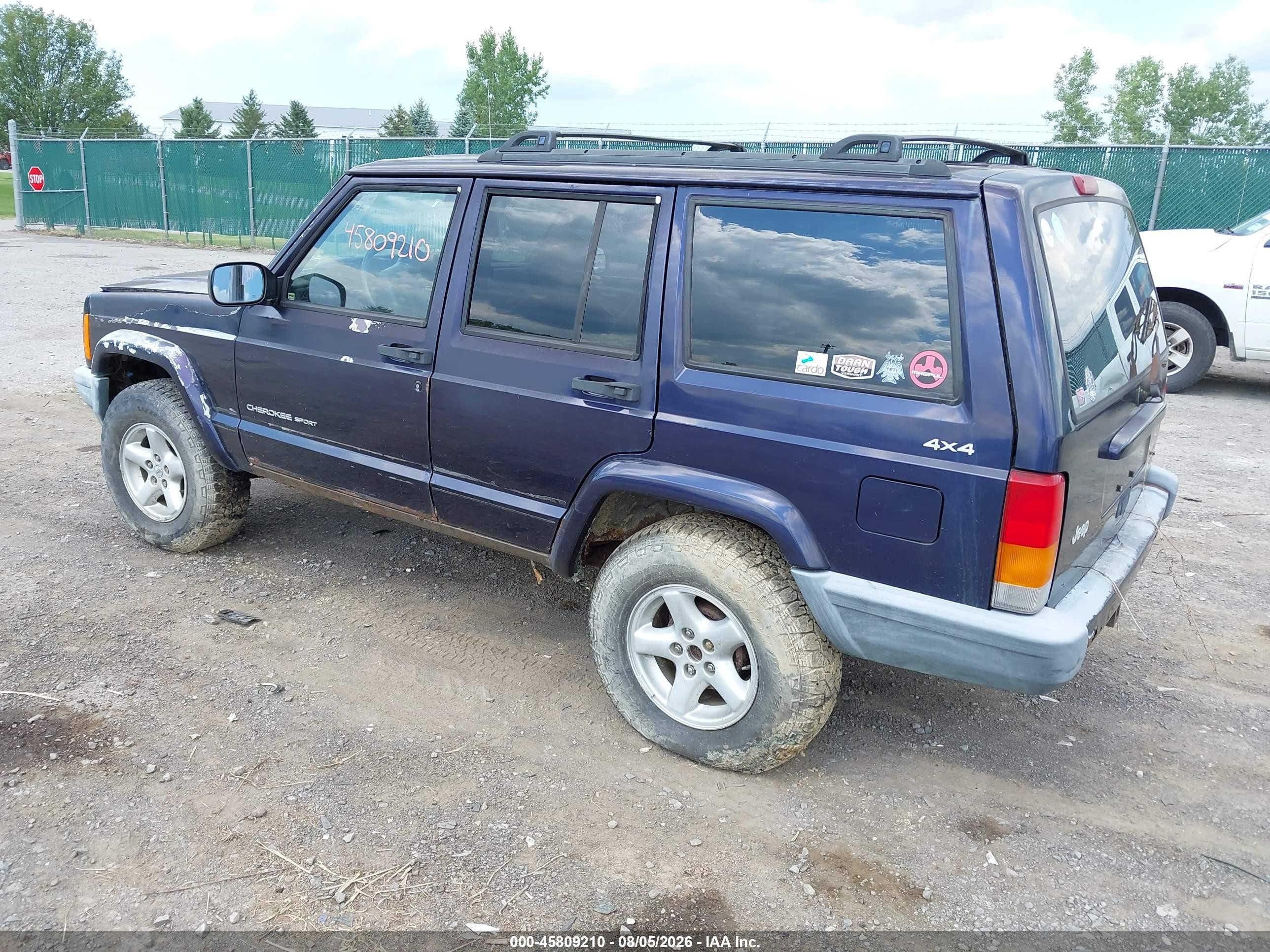 1999 Jeep Cherokee Classic/sport Purple vin: 1J4FF68S5XL593357
