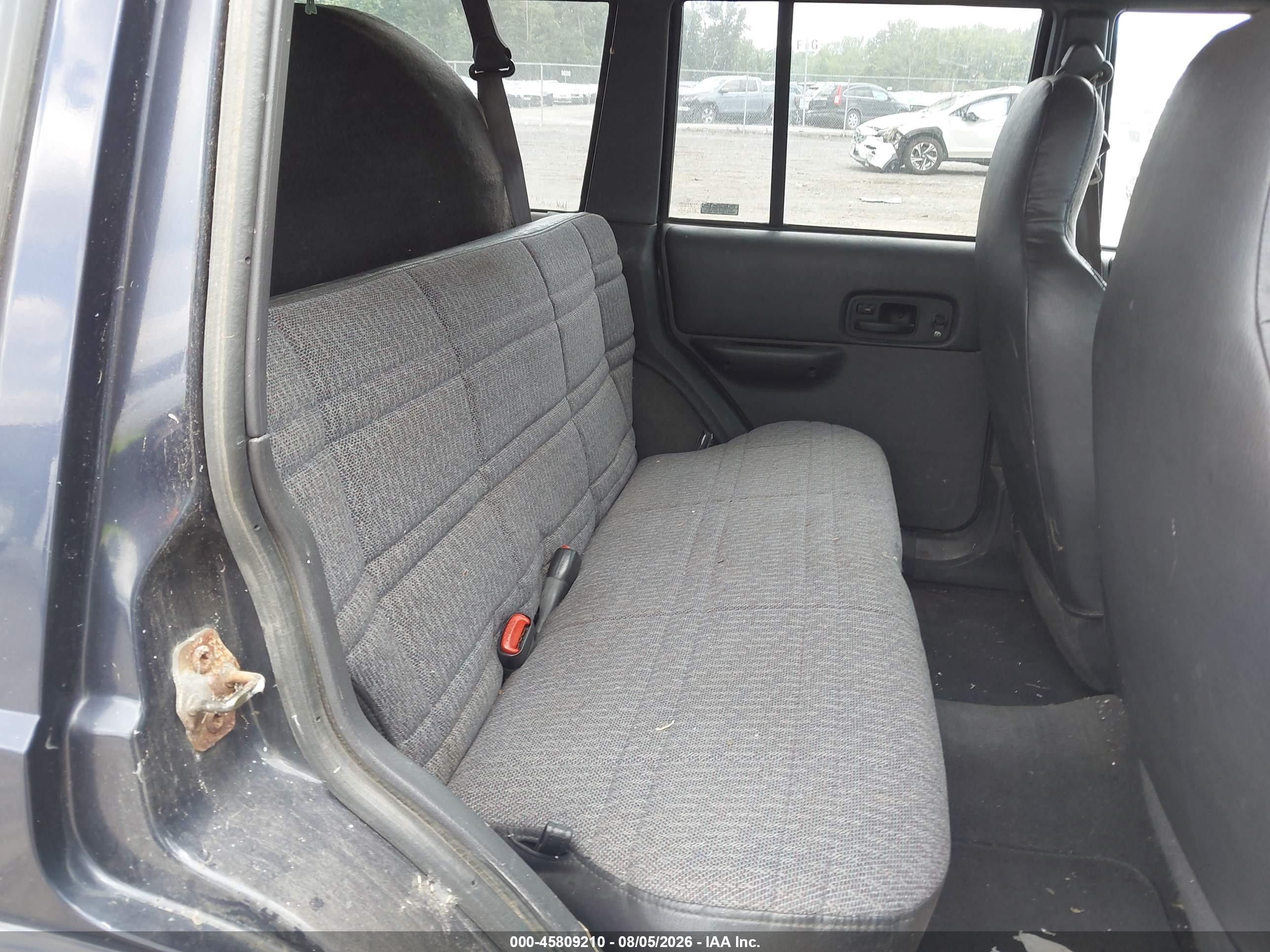 1999 Jeep Cherokee Classic/sport Purple vin: 1J4FF68S5XL593357