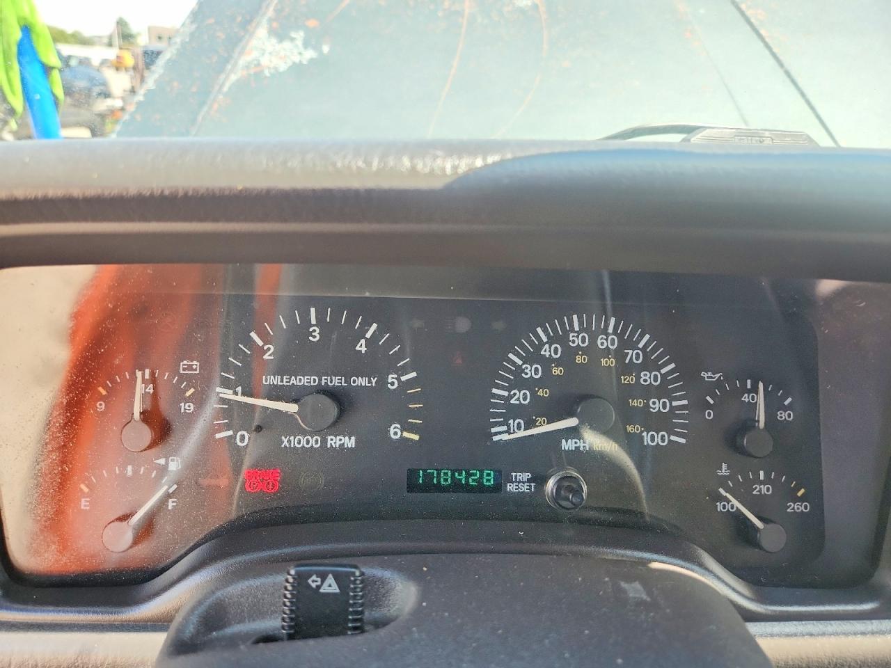 1999 Jeep Cherokee Sport/classic Green vin: 1J4FF68S5XL607970