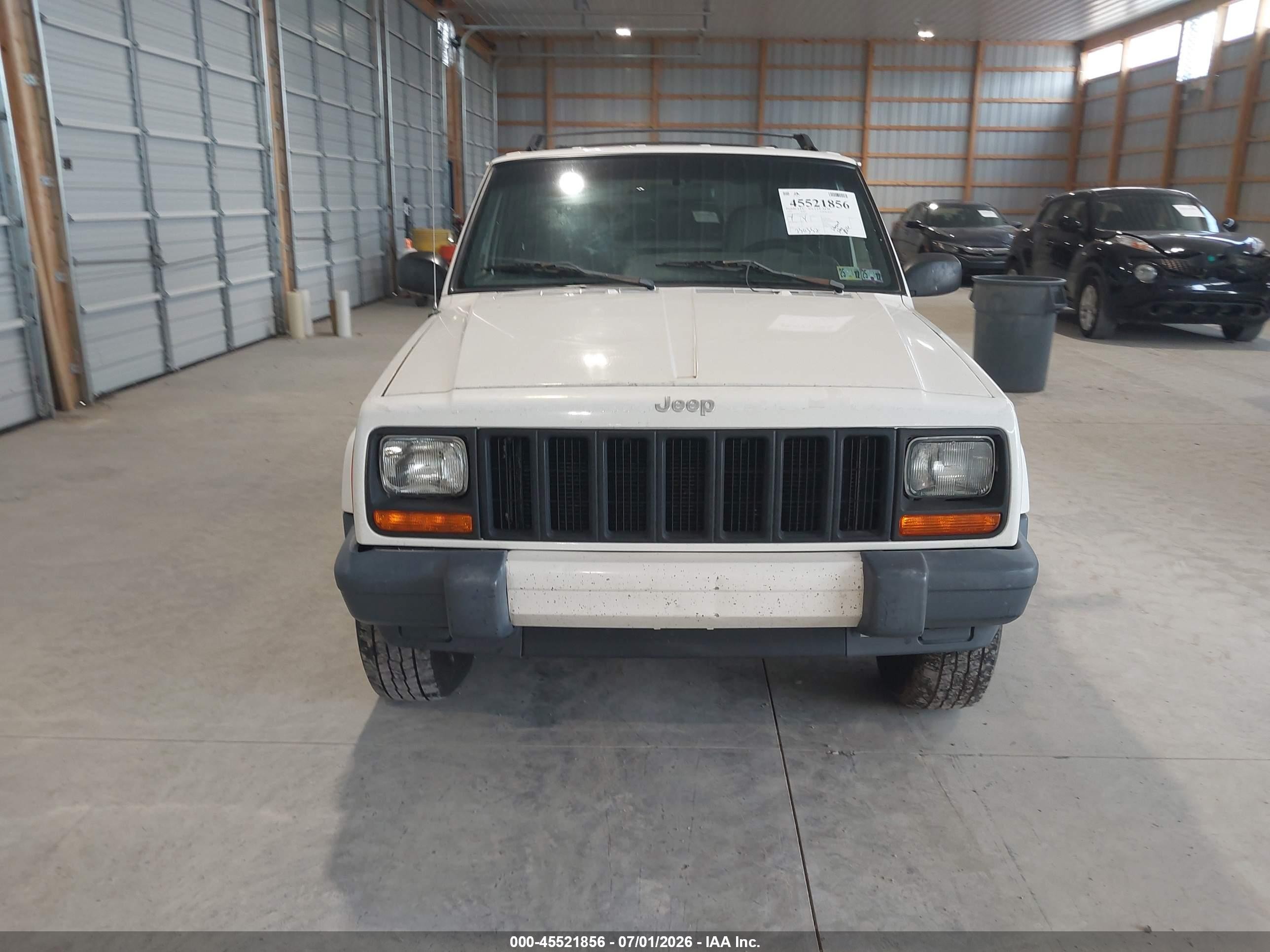 1999 Jeep Cherokee Classic/sport Белый vin: 1J4FF68S7XL561087