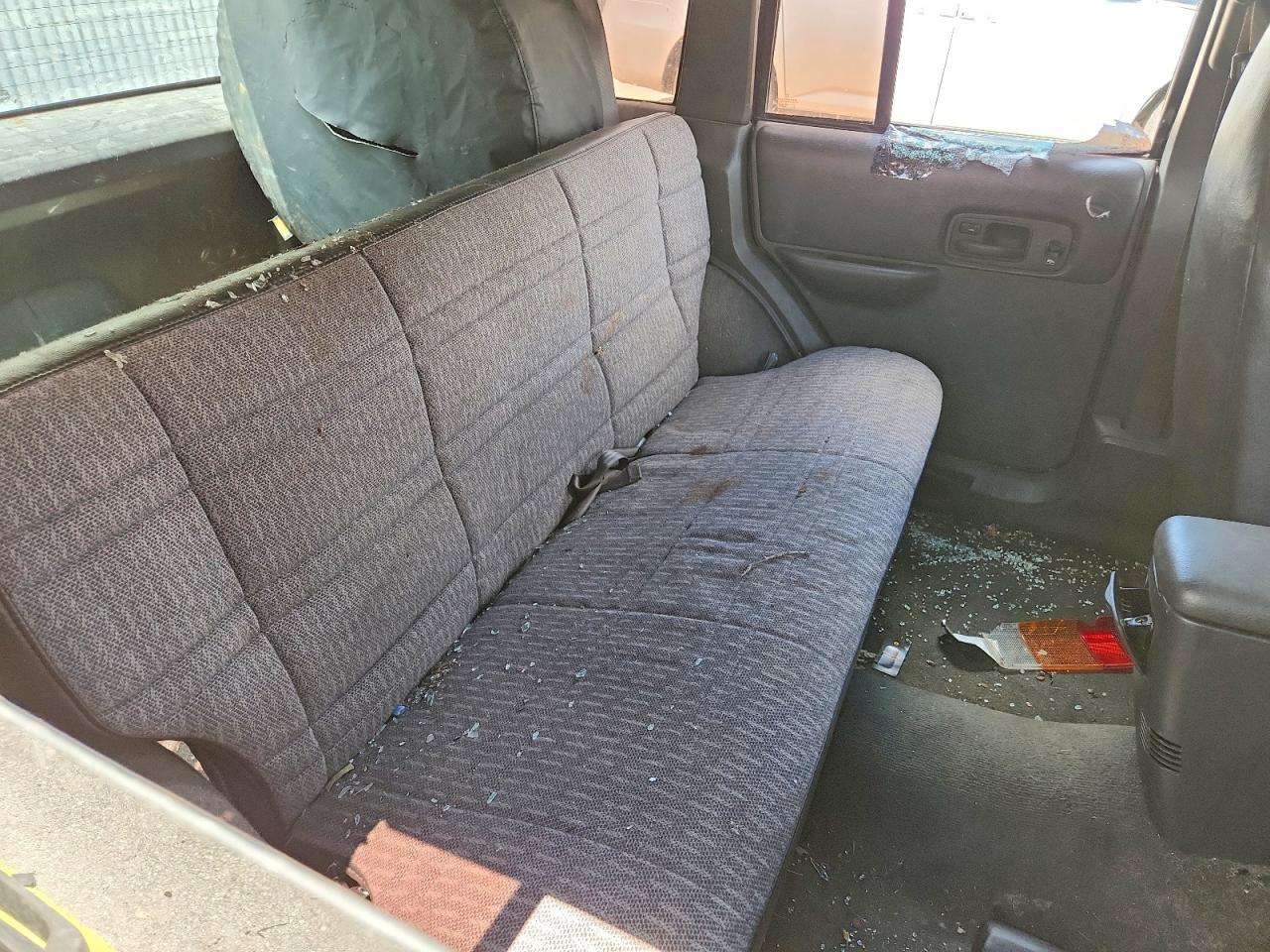 1999 Jeep Cherokee Sport Black vin: 1J4FF68S7XL624625