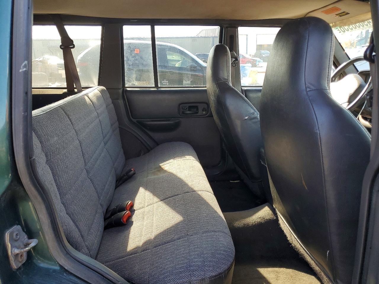 1999 Jeep Cherokee Green vin: 1J4FF68S7XL634765