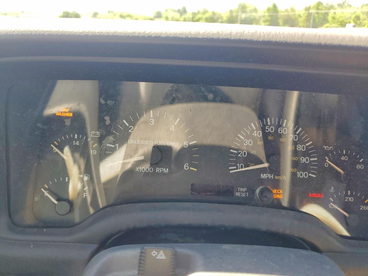 1999 Jeep Cherokee Sport White vin: 1J4FF68S9XL521111