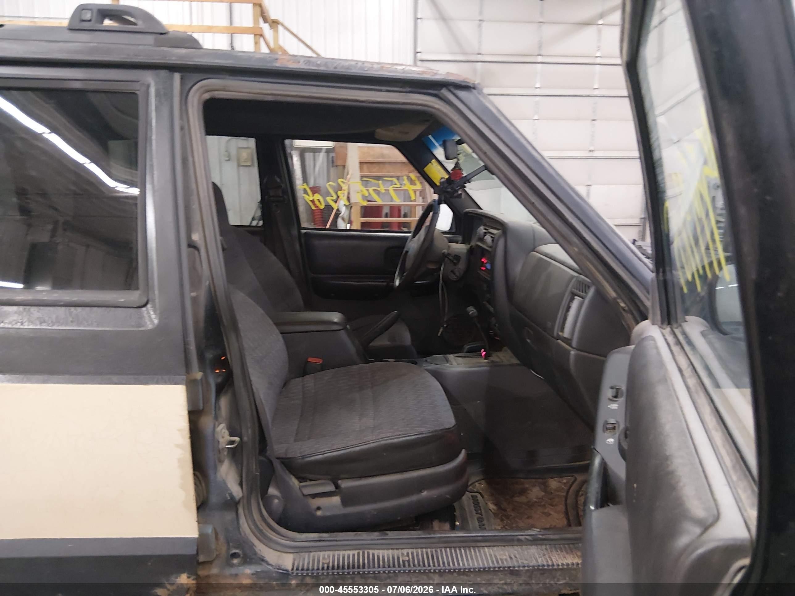 1999 Jeep Cherokee Classic/sport Черный vin: 1J4FF68S9XL578859