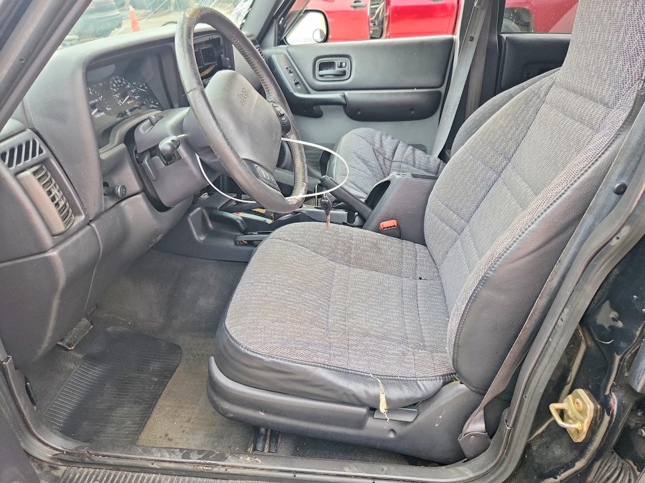 1999 Jeep Cherokee Sport Black vin: 1J4FF68S9XL652362