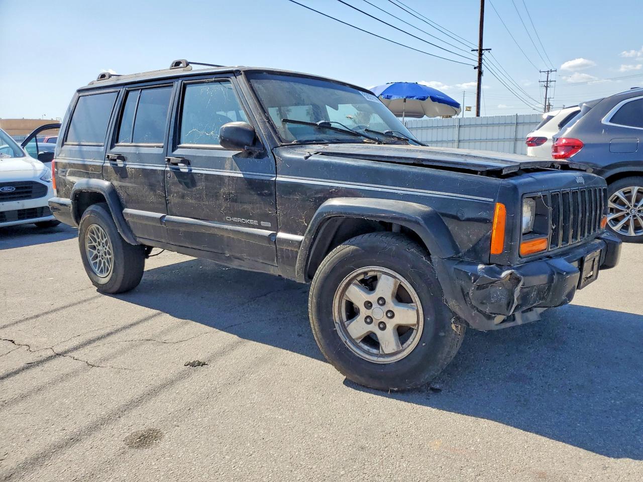1999 Jeep Cherokee Limited Black vin: 1J4FF78S7XL538883