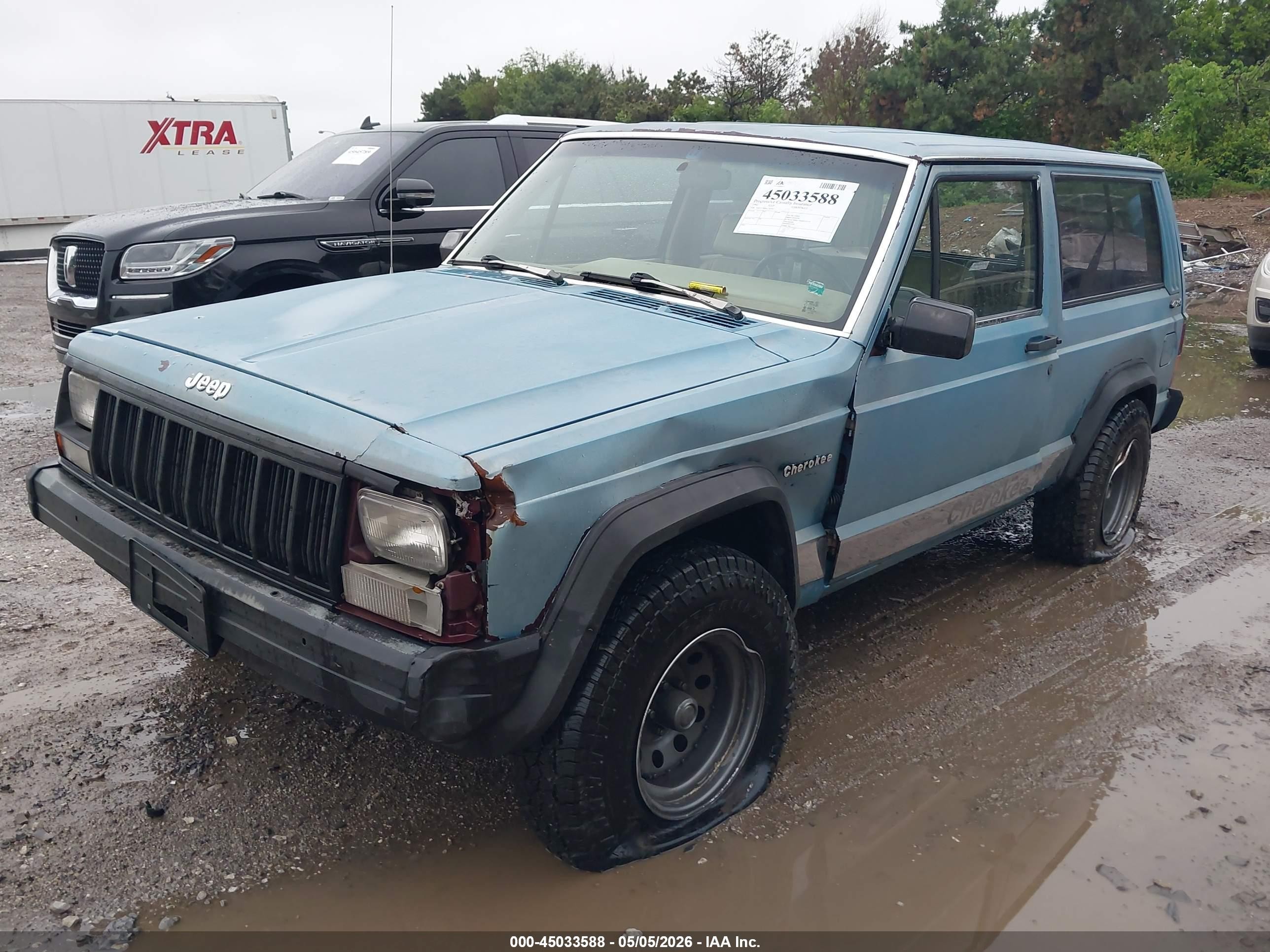 1992 Jeep Cherokee   Light Blue vin: 1J4FJ27S0NL230745