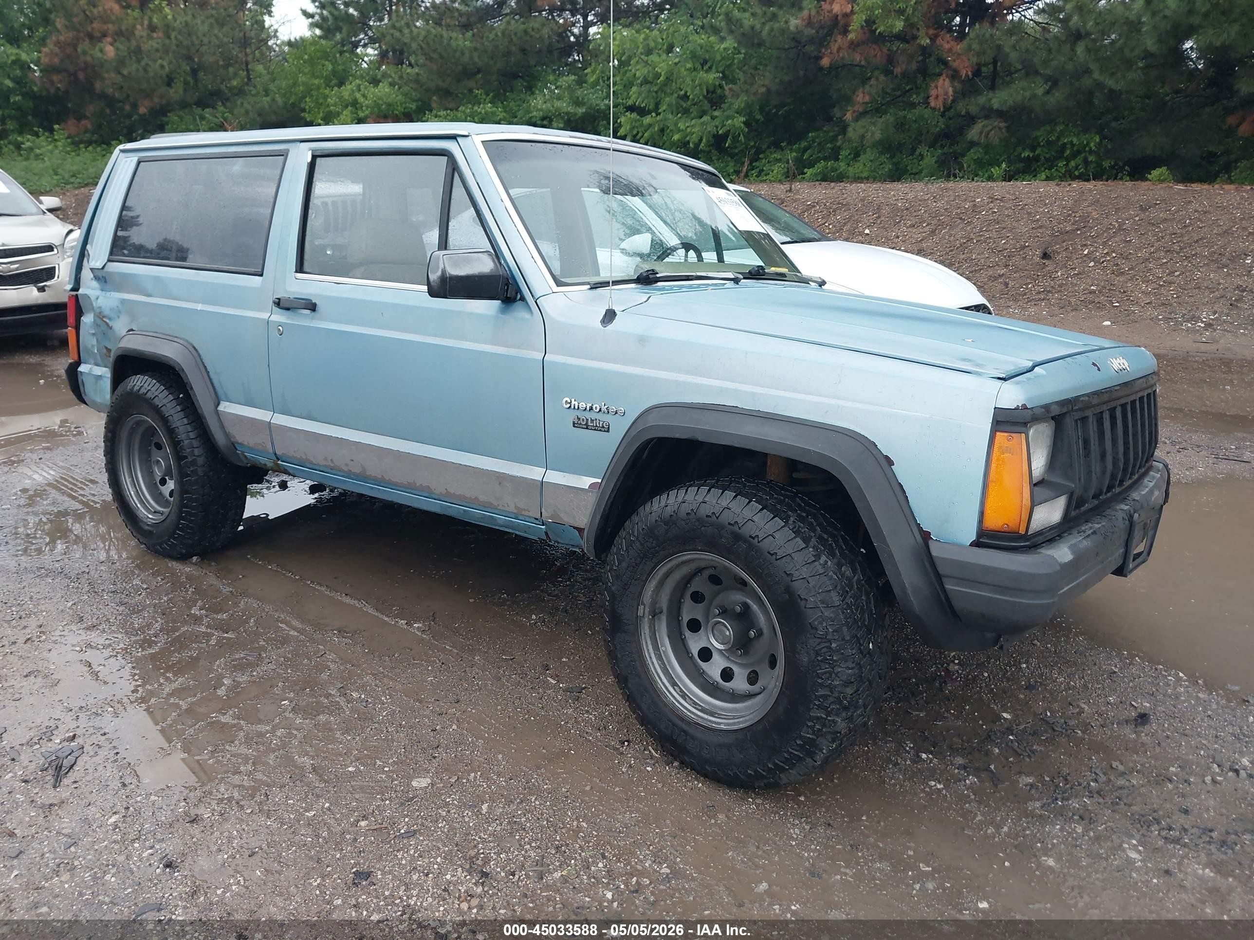 1992 Jeep Cherokee   Light Blue vin: 1J4FJ27S0NL230745