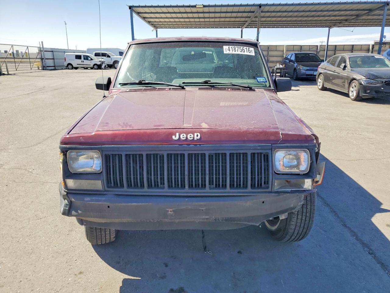 1993 Jeep Cherokee Maroon vin: 1J4FJ27S4PL562416