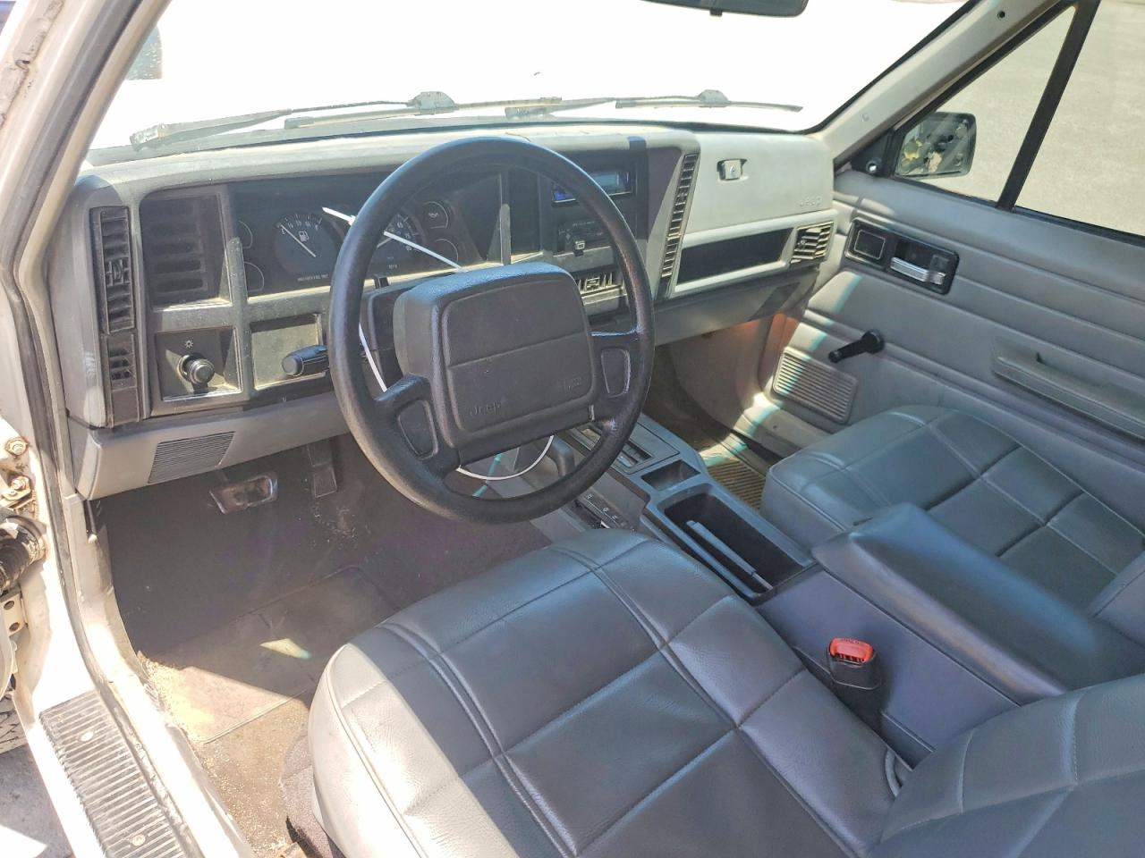 1996 Jeep Cherokee Se Белый vin: 1J4FJ27S7TL257566
