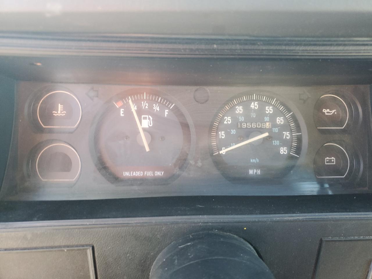 1993 Jeep Cherokee White vin: 1J4FJ28S1PL612235